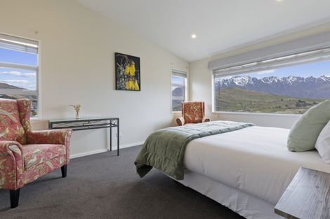 Photo of property in 75 Hensman Road, Queenstown, 9300