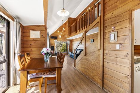 Photo of property in 2/24 Thalia Place, Totara Vale, Auckland, 0629