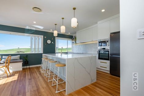 Photo of property in 79 Mount Albion Rise, Taupaki, Henderson, 0782