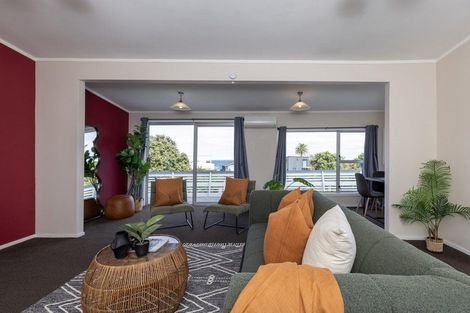 Photo of property in 13 The Crescent, Raumati South, Paraparaumu, 5032