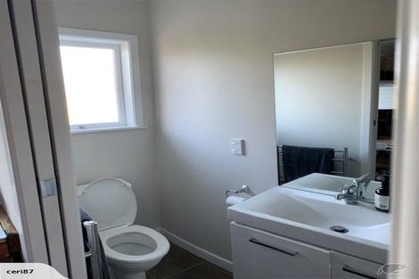 Photo of property in 83 Old Onerahi Road, Onerahi, Whangarei, 0110