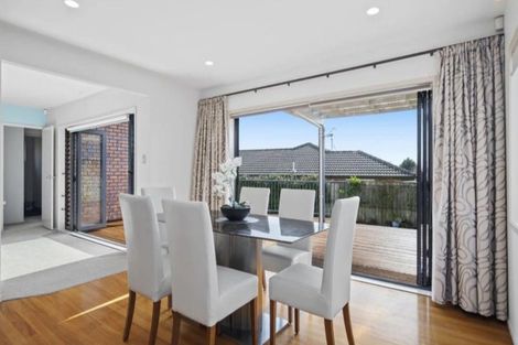Photo of property in 107 Kitchener Road, Pukekohe, 2120