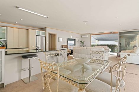 Photo of property in 3/45a Oceanbeach Road, Mount Maunganui, 3116