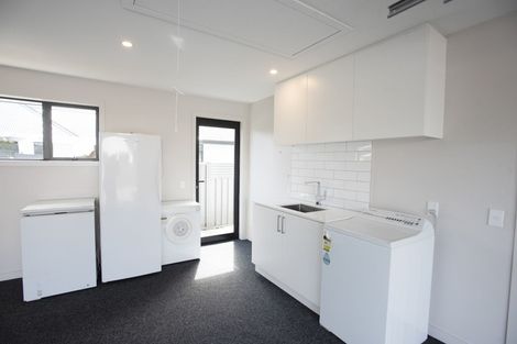 Photo of property in 216 Park Street, Winton, 9720