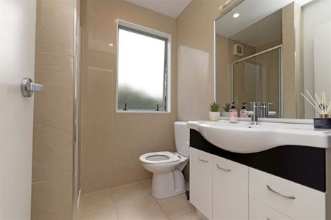 Photo of property in 108b Mcleod Road, Te Atatu South, Auckland, 0610