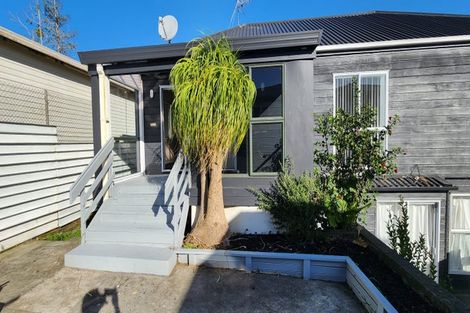 Photo of property in 2/15 Kohiwi Road, Manurewa, Auckland, 2102
