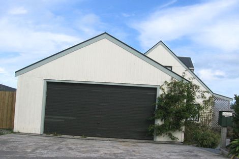 Photo of property in 10 Bury Grove, Strathmore Park, Wellington, 6022