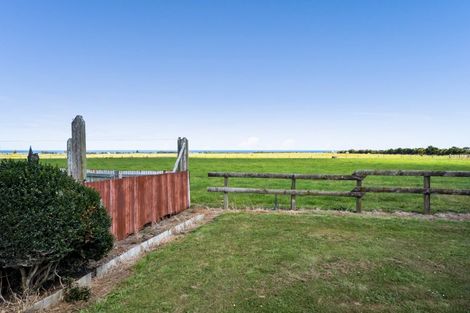 Photo of property in 4923 South Road, Opunake, 4681