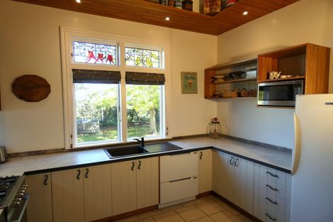 Photo of property in 25 Muhunoa West Road, Ohau, Levin, 5570