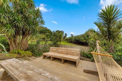 Photo of property in 99 Waitea Road, Muriwai, Waimauku, 0881