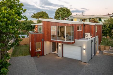 Photo of property in 1a Martin Road, Paraparaumu Beach, Paraparaumu, 5032