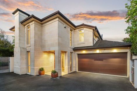 Photo of property in 101 Aikmans Road, Merivale, Christchurch, 8014