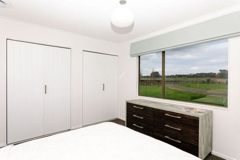 Photo of property in 77120a State Highway 2, Dannevirke, 4977