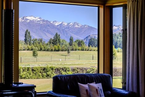 Photo of property in 90 Golf Course Road, Wanaka, 9305