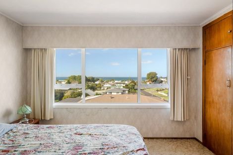 Photo of property in 28 Fyfe Road, Waihi Beach, 3611