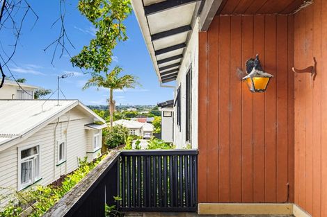 Photo of property in 11b Lloyd Avenue, Mount Albert, Auckland, 1025