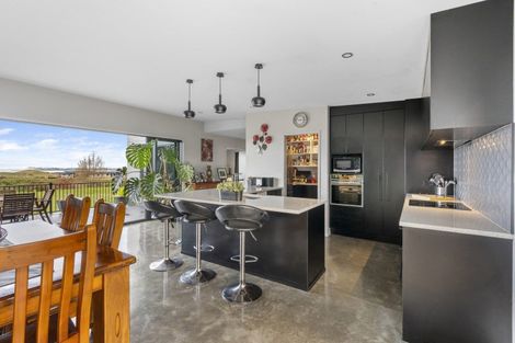 Photo of property in 65 Avery Road, Eskdale, Napier, 4182