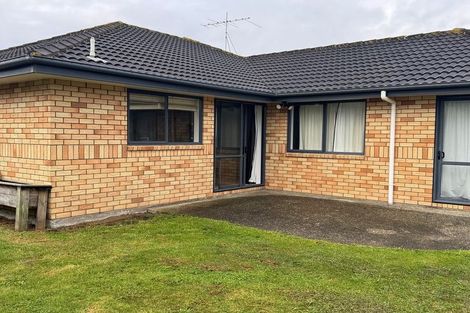 Photo of property in 41 Breaker Grove, Waiuku, 2123