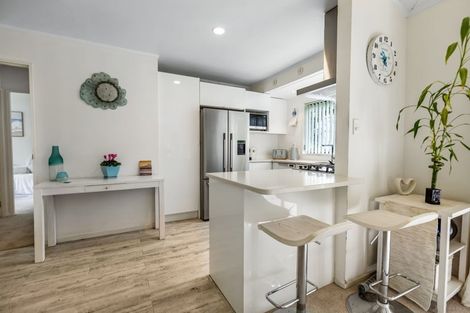 Photo of property in 11a Orchard Place, Lynmore, Rotorua, 3010