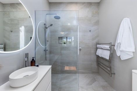 Photo of property in 48 Chester Avenue, Westmere, Auckland, 1022