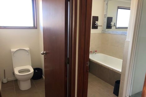 Photo of property in 73a Percy Road, Papamoa Beach, Papamoa, 3118