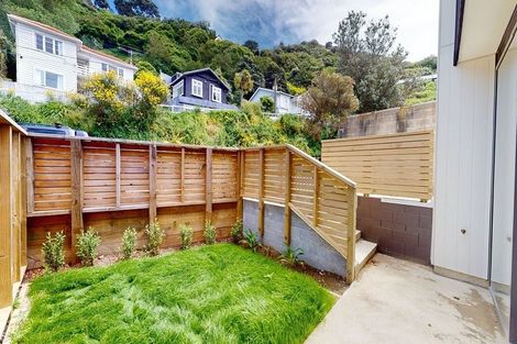 Photo of property in 175a Sutherland Road, Lyall Bay, Wellington, 6022