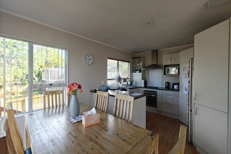 Photo of property in 97 Unsworth Drive, Unsworth Heights, Auckland, 0632