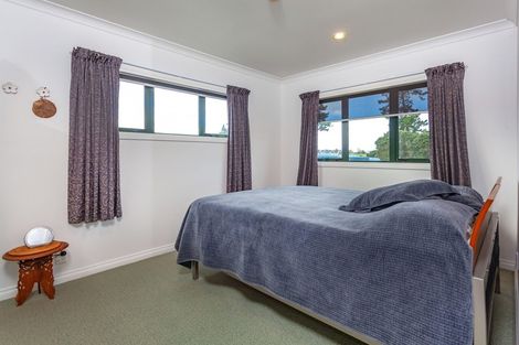 Photo of property in 83 Manaia Road, Tairua, 3508