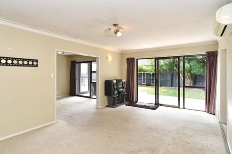 Photo of property in 12 Mayo Place, Belfast, Christchurch, 8051