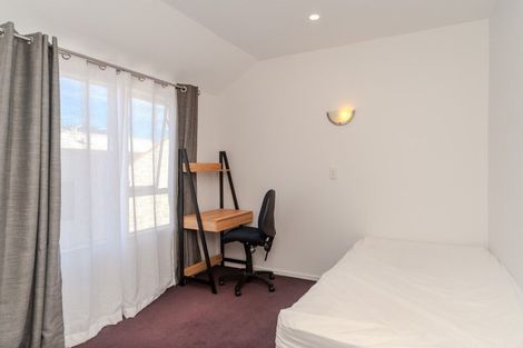 Photo of property in 8/142 Ghuznee Street, Te Aro, Wellington, 6011