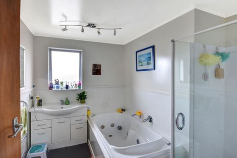 Photo of property in 6 Rowan Place, Mosgiel, 9024