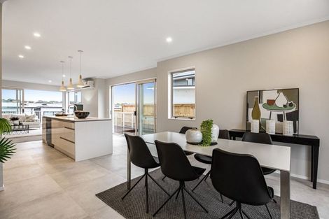 Photo of property in 24 Kuku Avenue, Red Beach, 0932