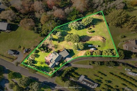 Photo of property in 27 Herbert Drive, Whangamata, 3620