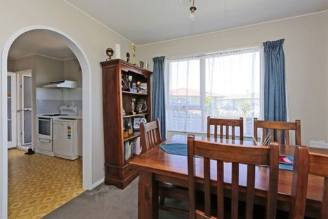 Photo of property in 18 Foster Terrace, Onekawa, Napier, 4110