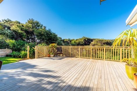 Photo of property in 39 Wintle Street, Mangawhai Heads, Mangawhai, 0505