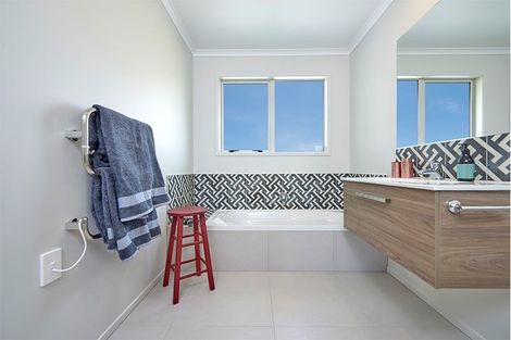 Photo of property in 8 Joy Place, Rolleston, 7614