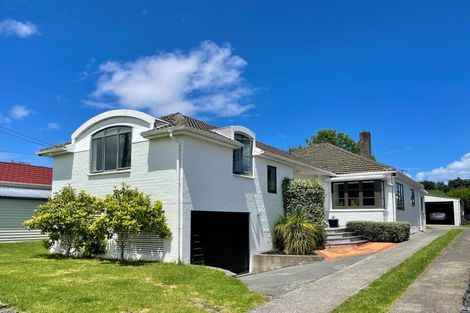 Photo of property in 88 Walmer Road, Point Chevalier, Auckland, 1022