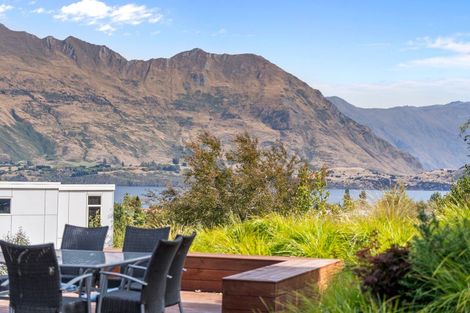 Photo of property in 9 Mulberry Lane, Wanaka, 9305