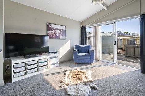 Photo of property in 1 Jupiter Street, Milson, Palmerston North, 4414