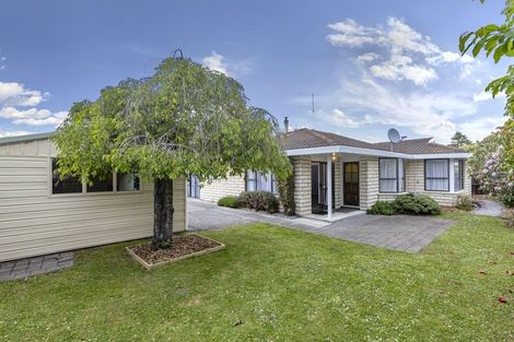 Photo of property in 2/181 Wairakei Road, Bryndwr, Christchurch, 8053