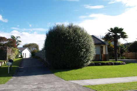 Photo of property in 16 Yarlside Place, Northpark, Auckland, 2013