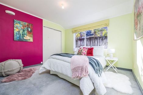 Photo of property in 11 Picasso Drive, West Harbour, Auckland, 0618