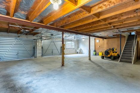 Photo of property in 5 Hayes Street, Waimate, 7924