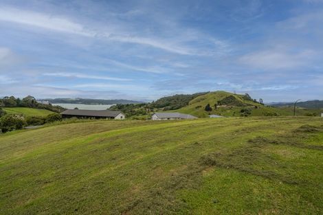 Photo of property in 5 Tironui Place, Whitianga, 3510