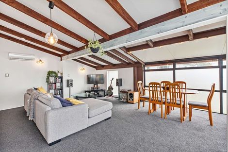 Photo of property in 1/80a Woodglen Road, Glen Eden, Auckland, 0602