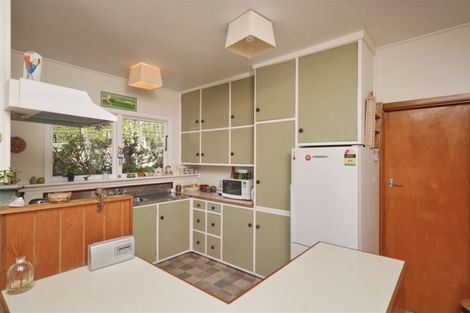 Photo of property in 23 The Brae, Mount Pleasant, Christchurch, 8081