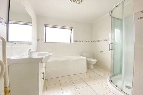 Photo of property in 19b Gloucester Road, Manurewa, Auckland, 2102