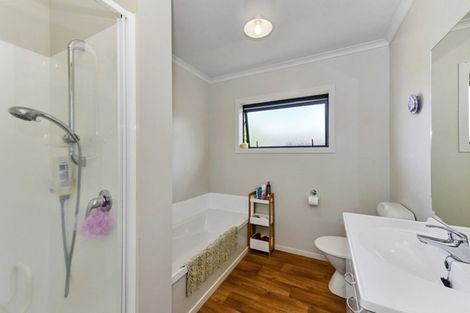 Photo of property in 10a Yorkshire Road, Silverdale, Hamilton, 3216