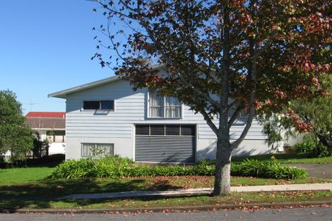 Photo of property in 3 Bain Place, Bucklands Beach, Auckland, 2014