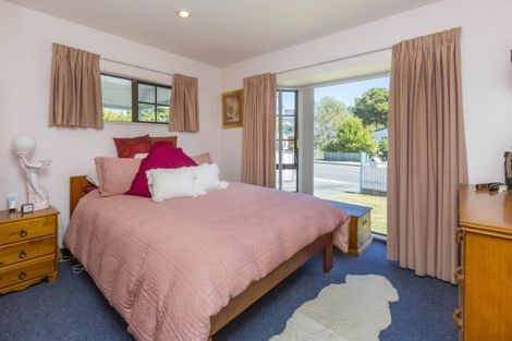 Photo of property in 14a Holdsworth Avenue, Trentham, Upper Hutt, 5018